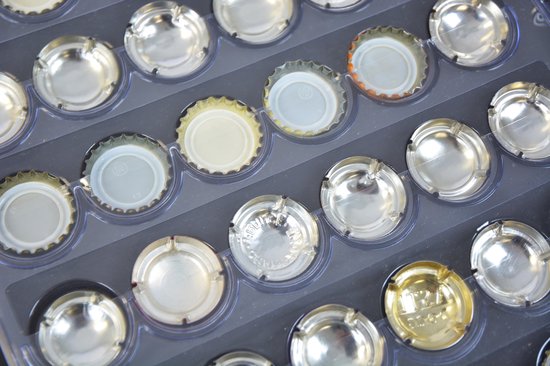 Flessendop, kroonkurken, 24 herbruikbare flessensluitingen, bierdoppen voor bierflessen, wijn- en sapflessen, 6 kleuren