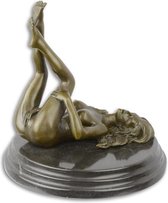 Bronzen beeld - Naakte dame op sokkel - Erotisch sculptuur - 19,3 cm hoog
