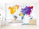 Professioneel Fotobehang van een vrolijk gekleurde wereldkaart - regenboog kleuren - Sticky Decoration - fotobehang - decoratie - woonaccesoires - inclusief gratis hobbymesje - 415 cm breed x