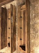 Wand kapstok gemaakt van grof sloophout met 3 haken 80L 22H 16D