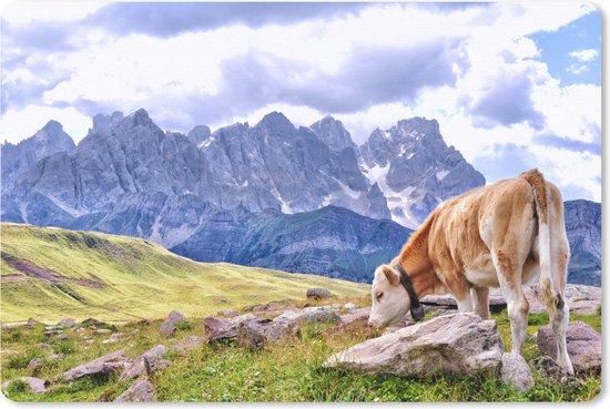 Foto: Muismat alpen koe een alpen koe voor een berglandschap muismat rubber 60x40 cm muismat met foto