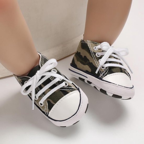 Soldaat/ camouflage gympen met 'baby ster' logo | schoenen | baby jongens  meisjes |... | bol.com