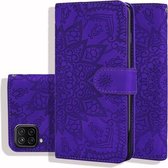 Reliëf zonnebloempatroon horizontale flip PU lederen tas met houder & kaartsleuven & portemonnee & lanyard voor Samsung Galaxy A12 (paars)