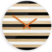 B&W Houten Klok met Zwarte & Witte Strippen Zonder Cijfers 33 cm