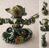 Skylanders swap force Gold Metallic Green Wash Buckler