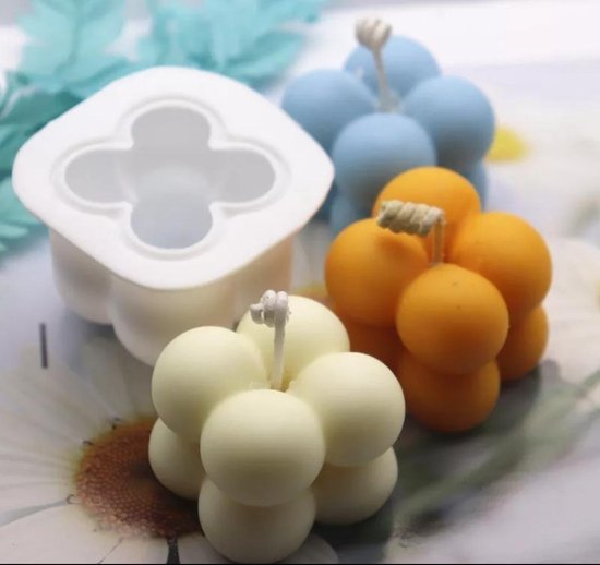 3d siliconen  mal kleine kubus dubbel. Bubbel kaars / zeep mal / kaars mal / chocolade mal/ gips / stoepkrijt.