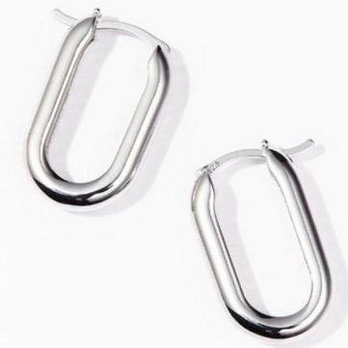 Jobo By JET - Mini oval earrings - Zilverkleurige oorbellen - Zilver - Small size