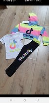 TIK TOK 3 delige meisjes set, legging, t-shirt en hoodie, maat 98/104