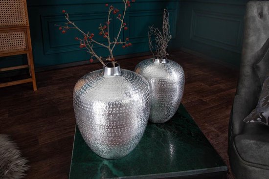 Handgemaakte Vazen Zilver  set van 2 ​ met voetbescherming  33 cm