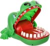 Afbeelding van het spelletje Krokodil met Kiespijn - Bijtende Krokodil - Krokodil Spel - Kinderspel - Volwassenen - Drankspel - Behendigheidsspel - Reisspel - Gezelschapsspel