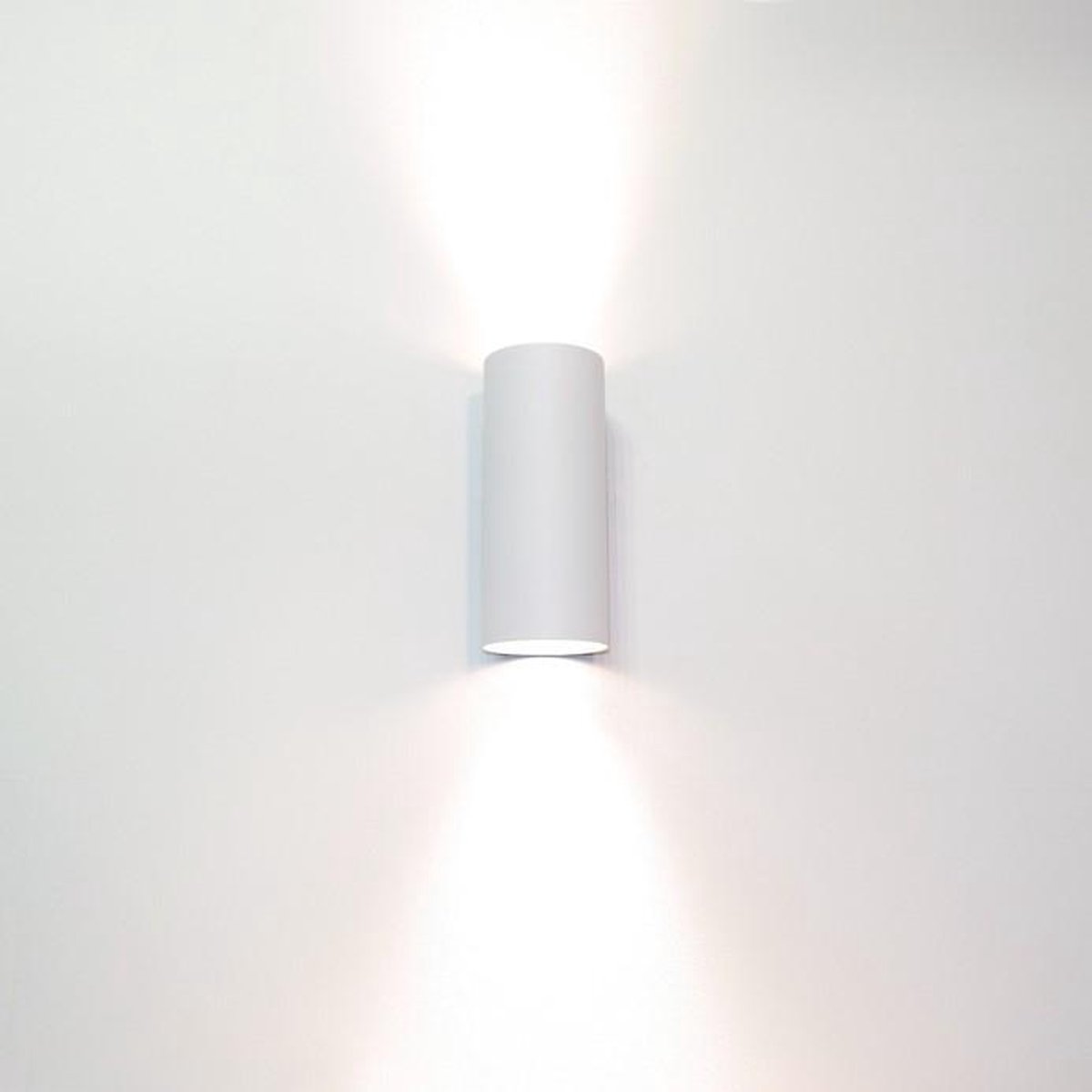 Wandlamp Roulo 2 Wit - Ø6,5xH15,4cm - 2x GU10 LED 4,8W 2700K 355lm - IP20 - Dimbaar > wandlamp wit | wandlamp binnen wit | wandlamp hal wit | wandlamp woonkamer wit | wandlamp slaapkamer wit | led lamp wit | sfeer lamp wit