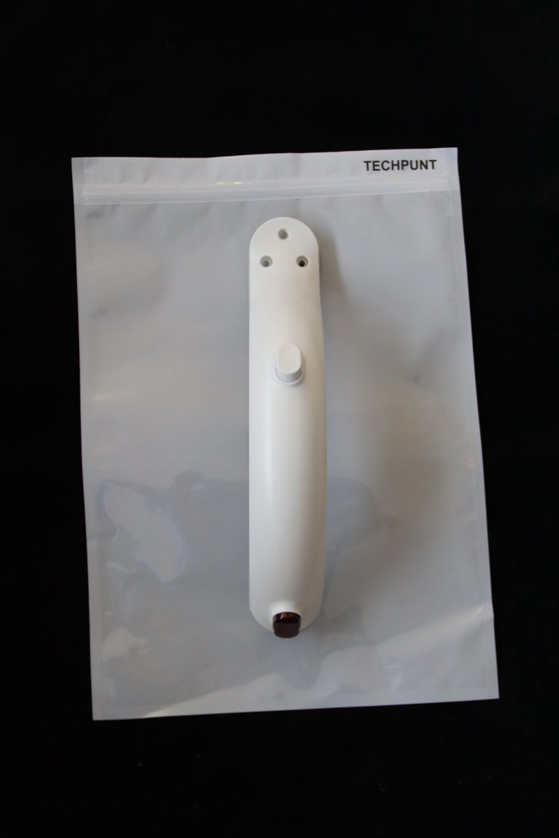 TECHPUNT Achterspatbord inclusief achterlicht - Geschikt voor Xiaomi M365 Elektrische Step - E-scooter | Wit – foto 3