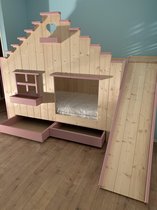 Vogelhuisbed | Bedhuisje | Boomhutbed | Steigerhouten kinderbed | Roze afwerking