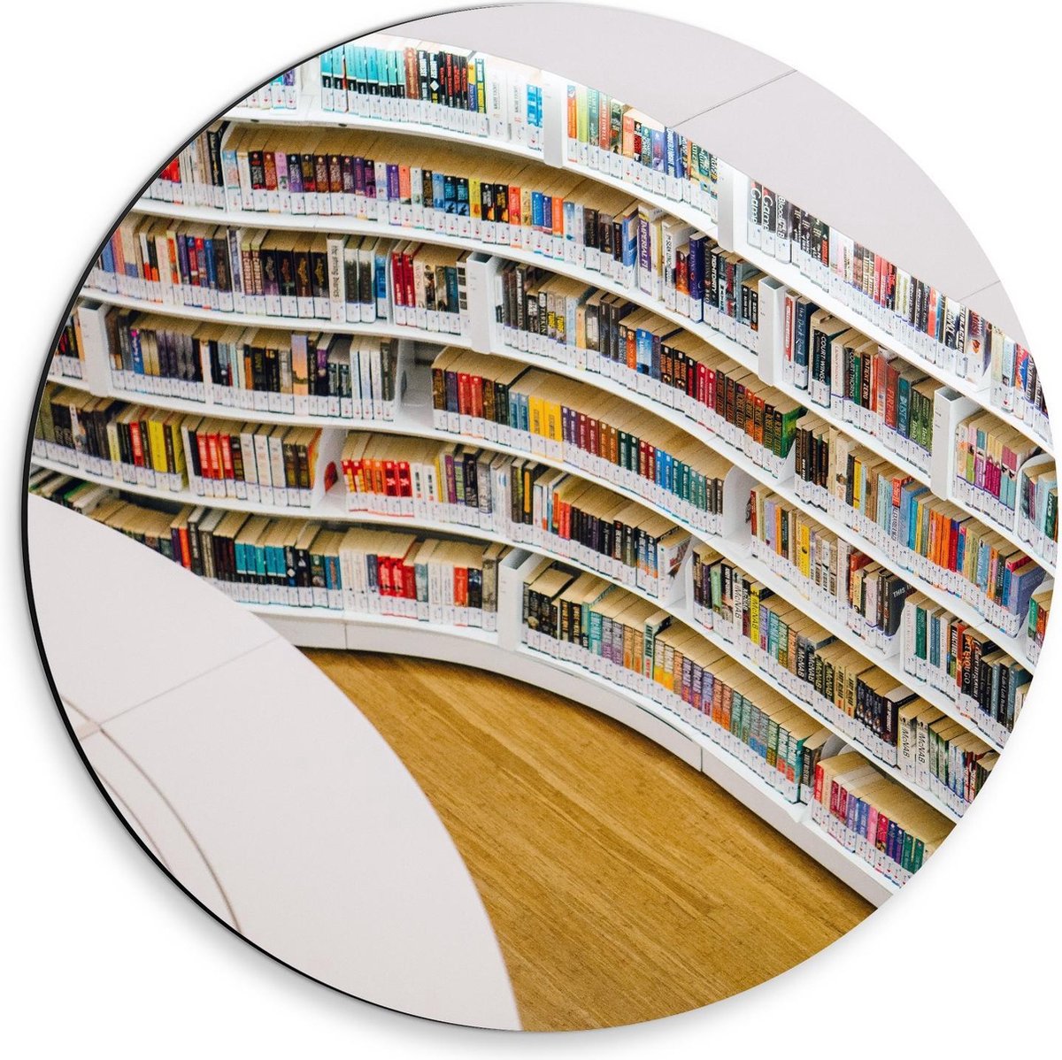 Dibond Wandcirkel - Boekenkast in Bibliotheek - 30x30cm Foto op Aluminium Wandcirkel (met ophangsysteem)