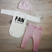 pyjama Baby pakje cadeau geboorte meisje jongen set met tekst aanstaande zwanger kledingset pasgeboren unisex  romper lange mouw wit en broekje| Huispakje | Kraamkado | Gift Set babyset kraamcadeau babygeschenkset