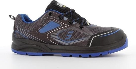 Chaussure de travail bleue et noire avec tissu mesh, accents bleus et blancs.