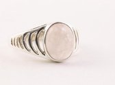 Fijne opengewerkte zilveren ring met rozenkwarts - maat 17