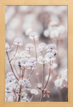 JUNIQE - Poster in houten lijst Wild Flower Pastel 04 -20x30 /Ivoor