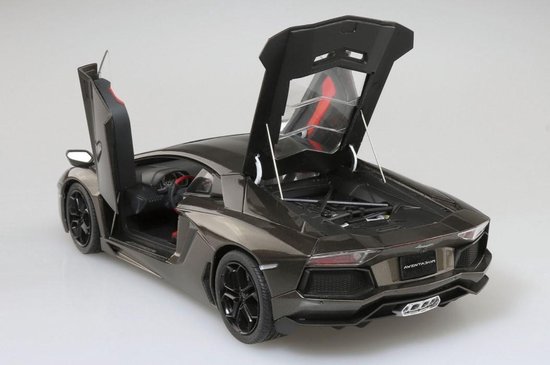 Aoshima 05991 - Maquette LB-Works Lamborghini Aventador V2 Aoshima 05991 - Maquette LB-Works Lamborghini Aventador V2