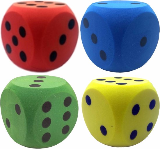 Thumbnail van een extra afbeelding van het spel 4x stuks grote foam dobbelstenen 16 x 16 cm in 4x verschillende kleuren - Speelgoed/spelletjes
