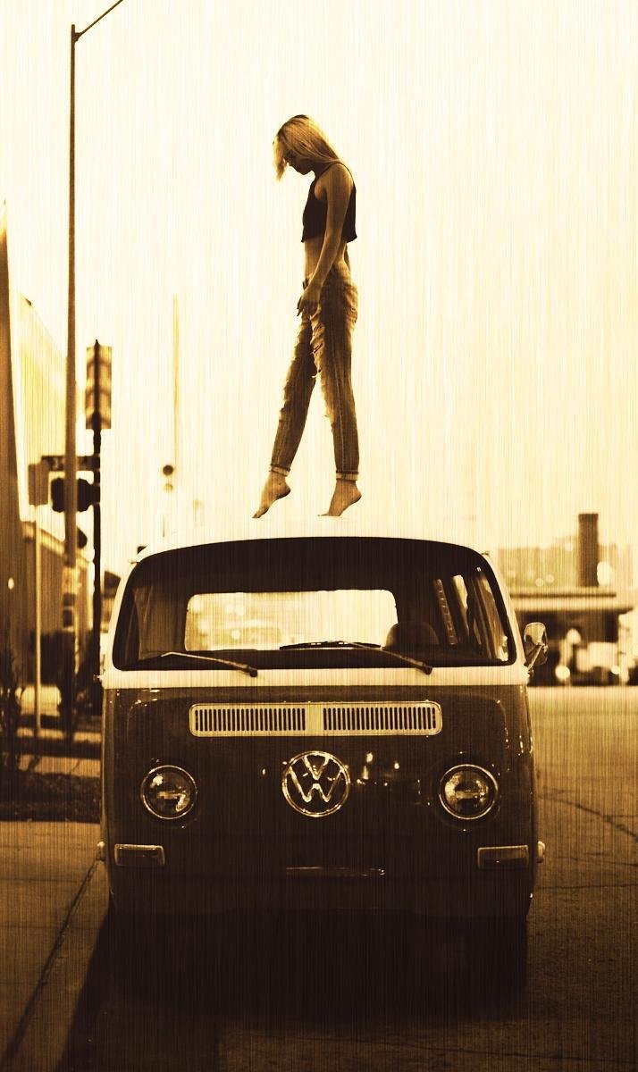 Schilderij - Volkswagen bus - Collectie Travel stories - RVS - 70x118cm