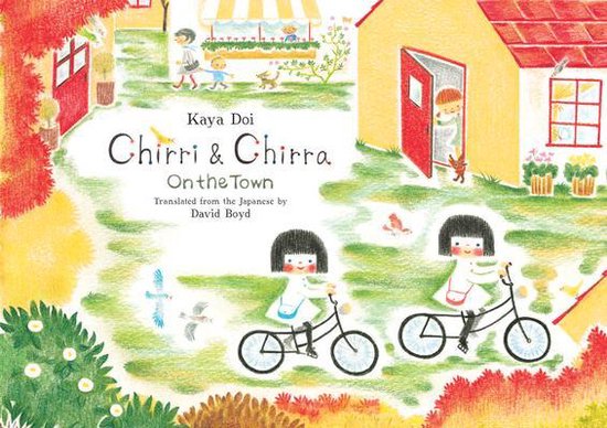 Boek 'Chirri & Chirra on the Town' van Kaya Doi, met twee meisjes op de fiets in een dorp.