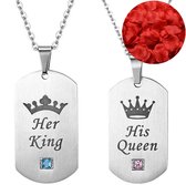 King & Queen Ketting Set + Rozenblaadjes = Valentijn Cadeautje voor Hem en Haar - Valentijnsdag voor Mannen Cadeau Kadootjes