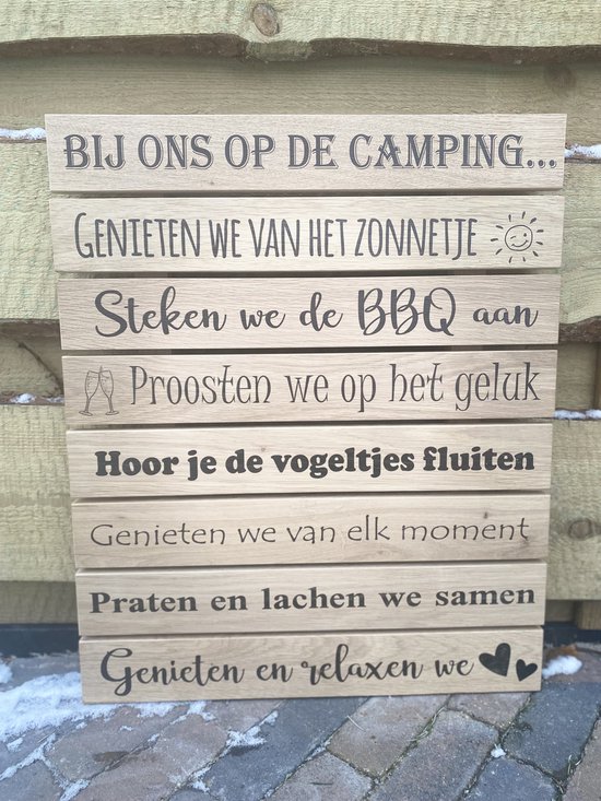 Creaties van Hier - Tuinbord - Wandbord Camping - Muurdecoratie Buiten - Eikenhout - 60x50 cm - moederdag cadeautje
