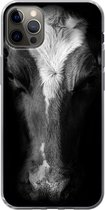 Geschikt voor iPhone 12 Pro Max hoesje - Koe - Dieren - Zwart - Siliconen Telefoonhoesje