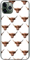 Geschikt voor iPhone 11 Pro Max hoesje - Schotse hooglander - Koe - Patroon - Siliconen Telefoonhoesje