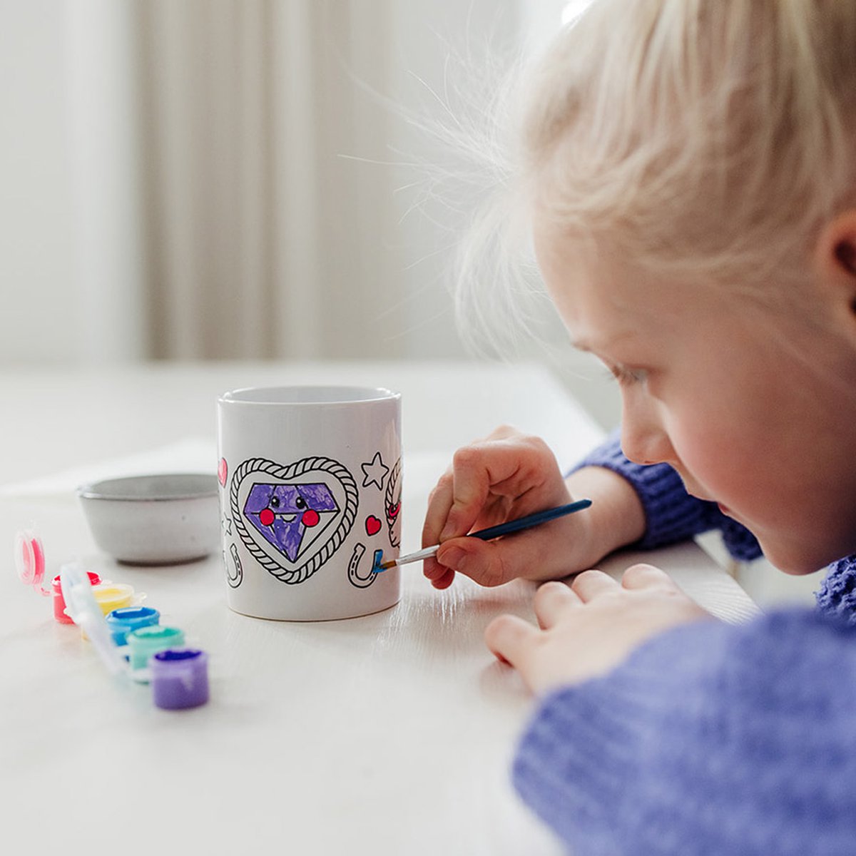Totum Unicorn inkleur mok beker beschilderen speelgoed meisjes - knutselset keramiek incl verfstrip en penseel - knutselen cadeau tip — afbeelding 6