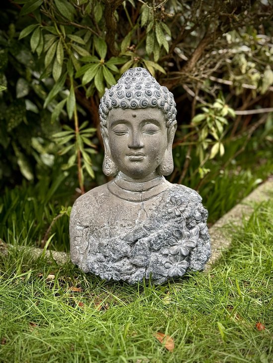 Boeddha buste grijs 39 cm hoog - boeddha beeld - tuinbeeld - voor binnen en buiten - kunststof - decoratiefiguur - interieur - accessoire - voor binnen en buiten - cadeau - geschenk - tuinfiguur - tuinbeeldje - tuindecoratie