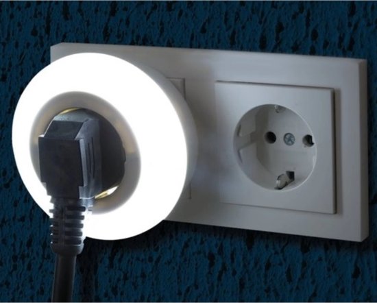 Grundig LED Nachtlamp met lichtsensor - 6x - 230v - kinderkamer - met extra stopcontact - energiebesparend van Merkloos — afbeelding 2