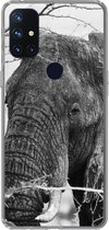 Geschikt voor OnePlus Nord N10 5G hoesje - Olifant - Dieren - Takken - Natuur - Zwart wit - Siliconen Telefoonhoesje