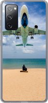 Geschikt voor Samsung Galaxy S20 FE hoesje - Strand - Zee - Vliegtuig - Siliconen Telefoonhoesje