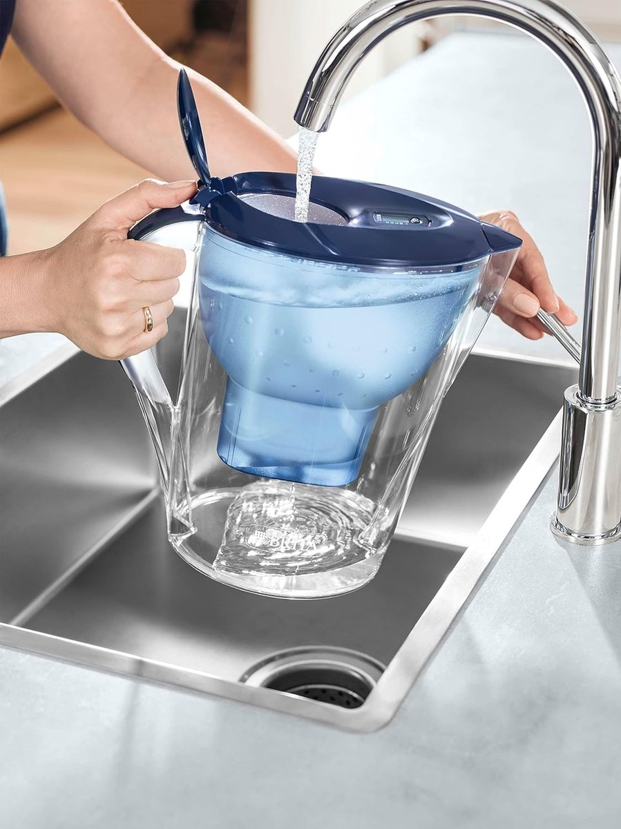BRITA Marella koelkast waterfilterkan voor vermindering van BRITA Marella koelkast waterfilterkan voor vermindering van
