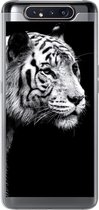 Geschikt voor Samsung Galaxy A80 hoesje - Studio shot witte tijger op zwarte achtergrond in zwart-wit - Siliconen Telefoonhoesje