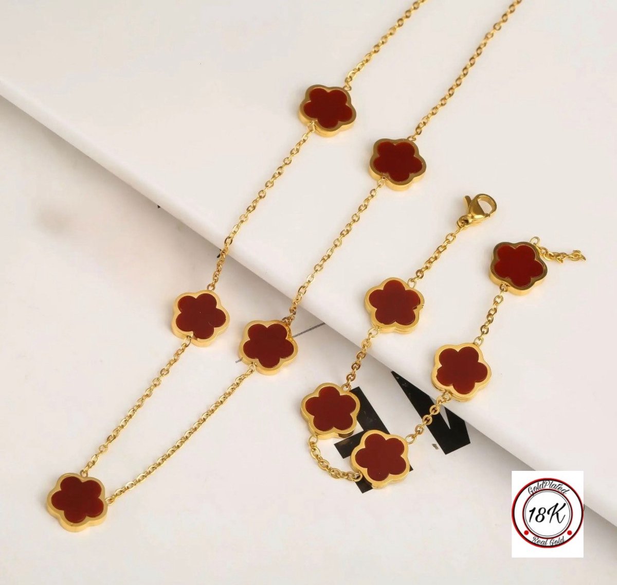 Soraro Klaver Ketting&Armband Set | Goldplated | Rood | Armband | Klavertje | Dames Cadeau