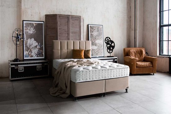 Bambi Golden - lit à sommier tapissier avec espace de rangement - sommier tapissier 140x200 - avec matelas de luxe et tête de lit