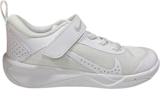 Nike - Omni Multi-Court - Sneakers - Unisex - Wit - Maat 30