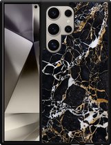 Cazy Hardcase Hoesje geschikt voor Samsung Galaxy S24 Ultra Zwart Goud Marmer