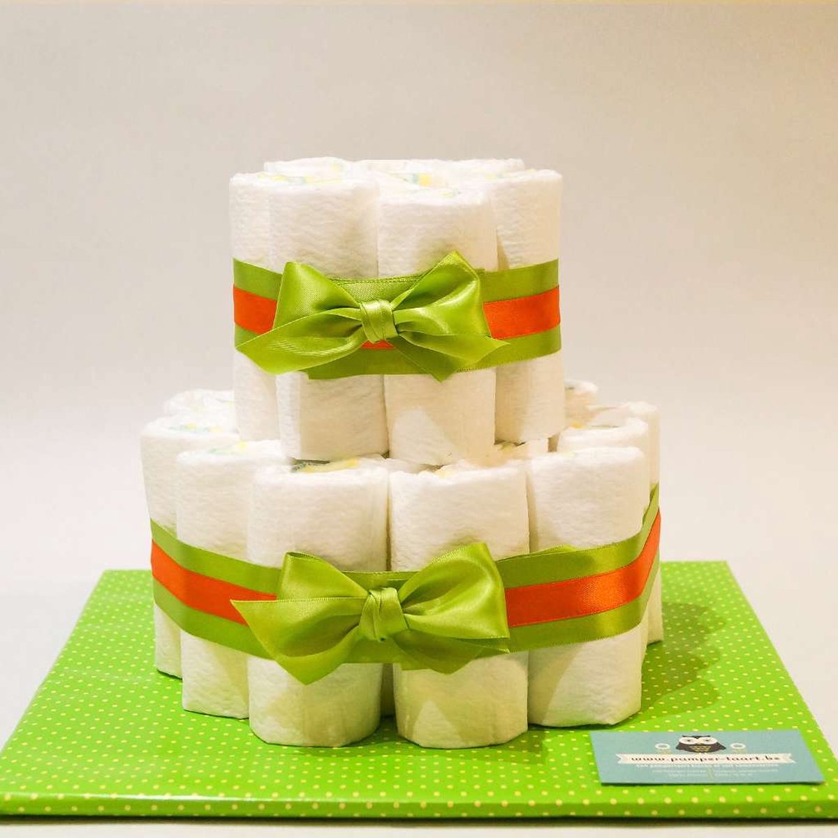 Goedkoopste Pampertaart - luiertaart - neutraal - 2 laags basis - groen - 30 luiers maat 3