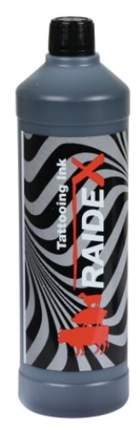 Fles tattoo-inkt zwart van Raidex met opvallende zwarte en witte patronen en twee rode biggetjes op het etiket.