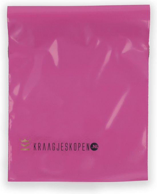 Emballage en plastique rose avec le logo Kraagjeskopen.nl.