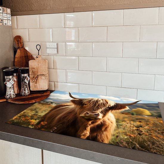 KitchenYeah® Inductie beschermer 81x52 cm - Schotse hooglander - Dier - Natuur - Kookplaataccessoires - Afdekplaat voor kookplaat - Inductiebeschermer - Inductiemat - Inductieplaat mat