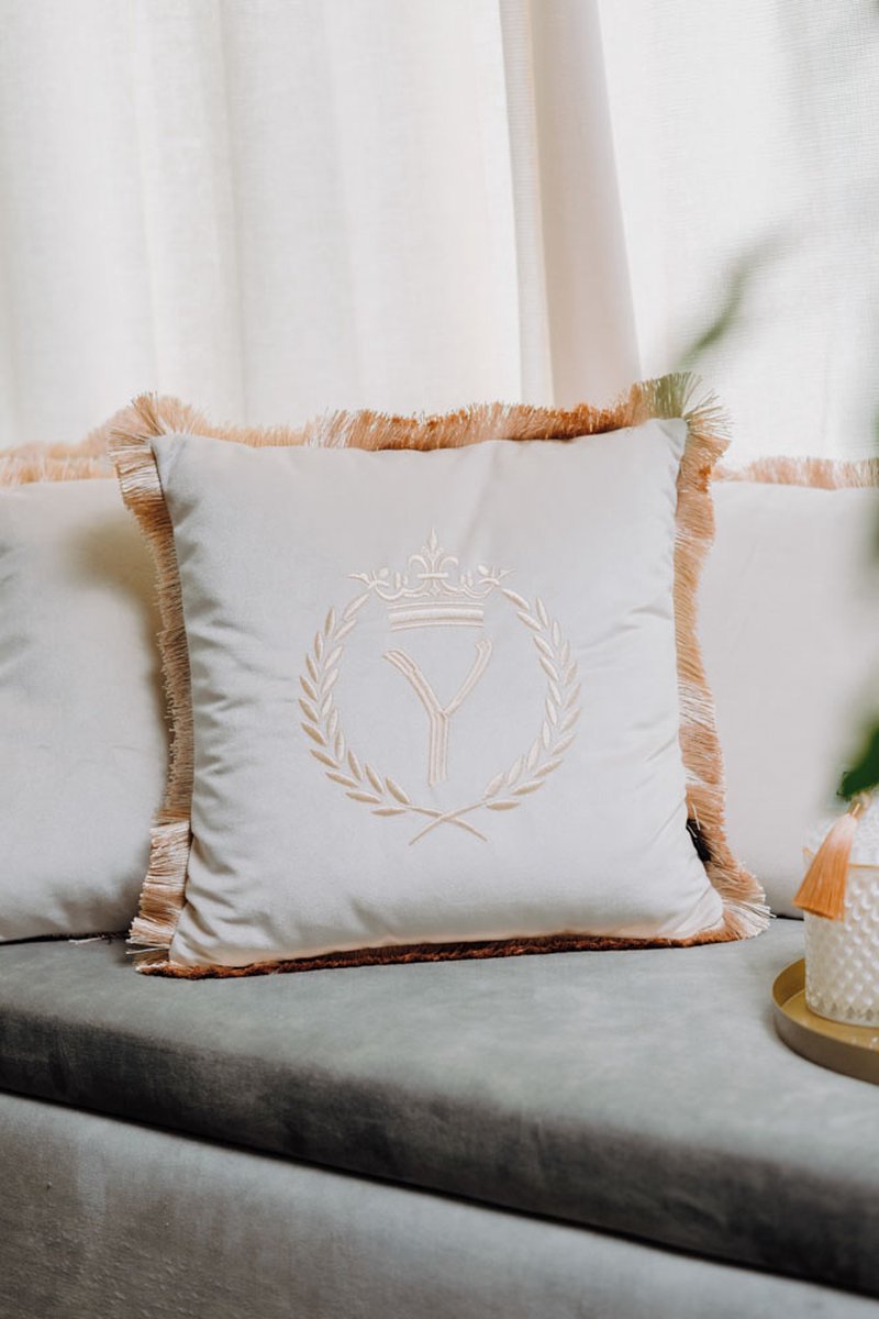 Embroidered pillow / personalised pillow / monogram pillow / decorative cushion 40x 40 beige velvet letter Y