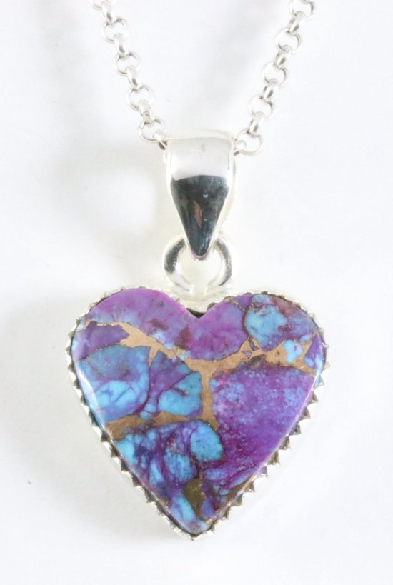 Pendentif en argent en forme de coeur avec turquoise cuivrée violette sur chaîne