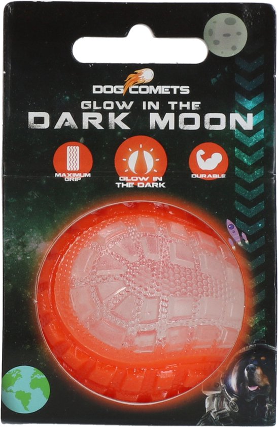 Verpakking van Dog Comets 'Glow in the Dark Moon Bal'. Oranje en doorschijnend met een maan- en ruimte-thema. Met tekst: 'MAXIMUM GRIP', 'GLOW IN THE DARK', 'DURABLE'.