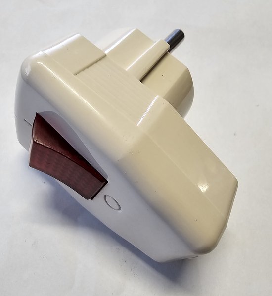 Haakse stekker met schakelaar 16A bol