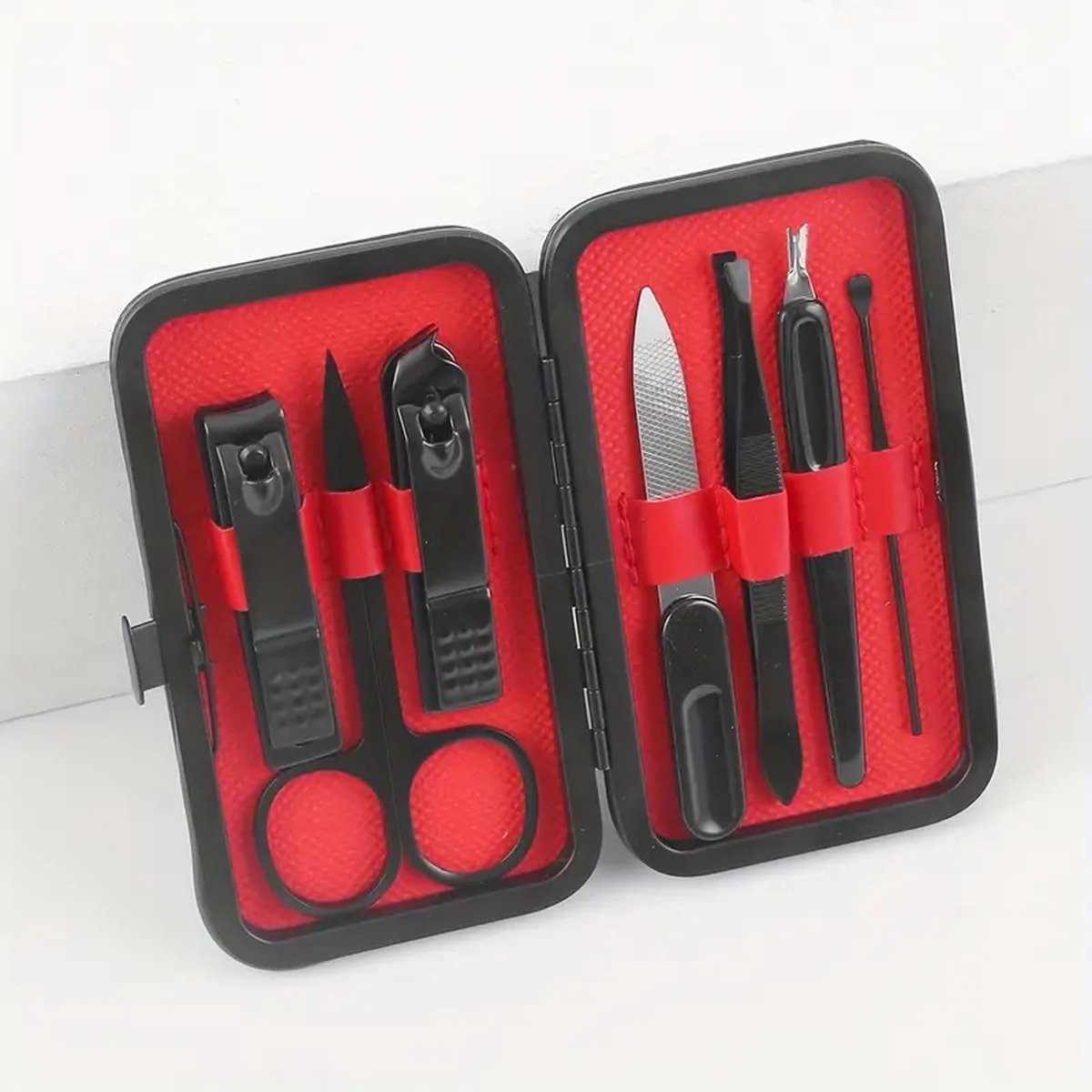 Luxe Rode 7-in-1 Manicure Set - Nagelknipper, Schuine Nagelknipper, Wenkbrauwtrimmer, Dode Huidvork, Pincet, Comfortabele Oorpincet - Voor Mannen en Vrouwen